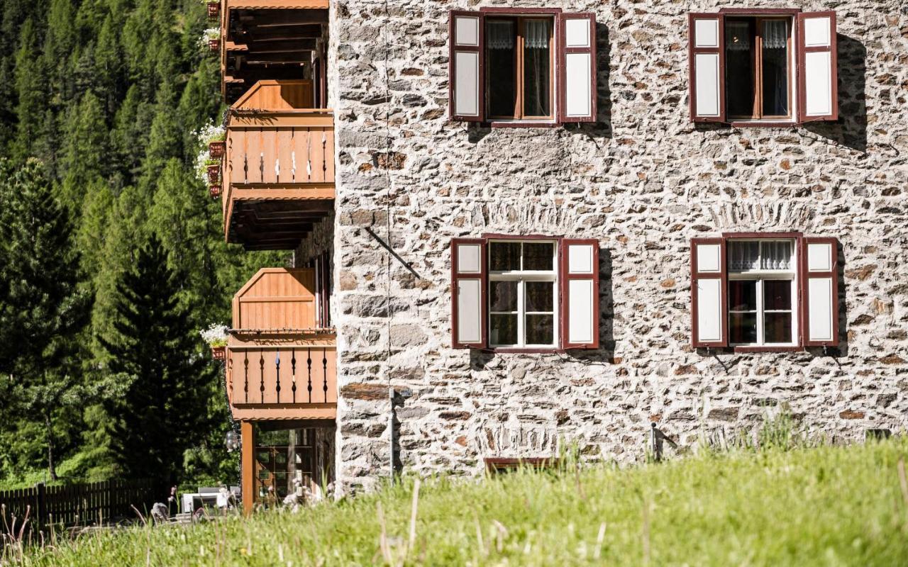 Glacier Rock Guesthouse Solda Eksteriør billede