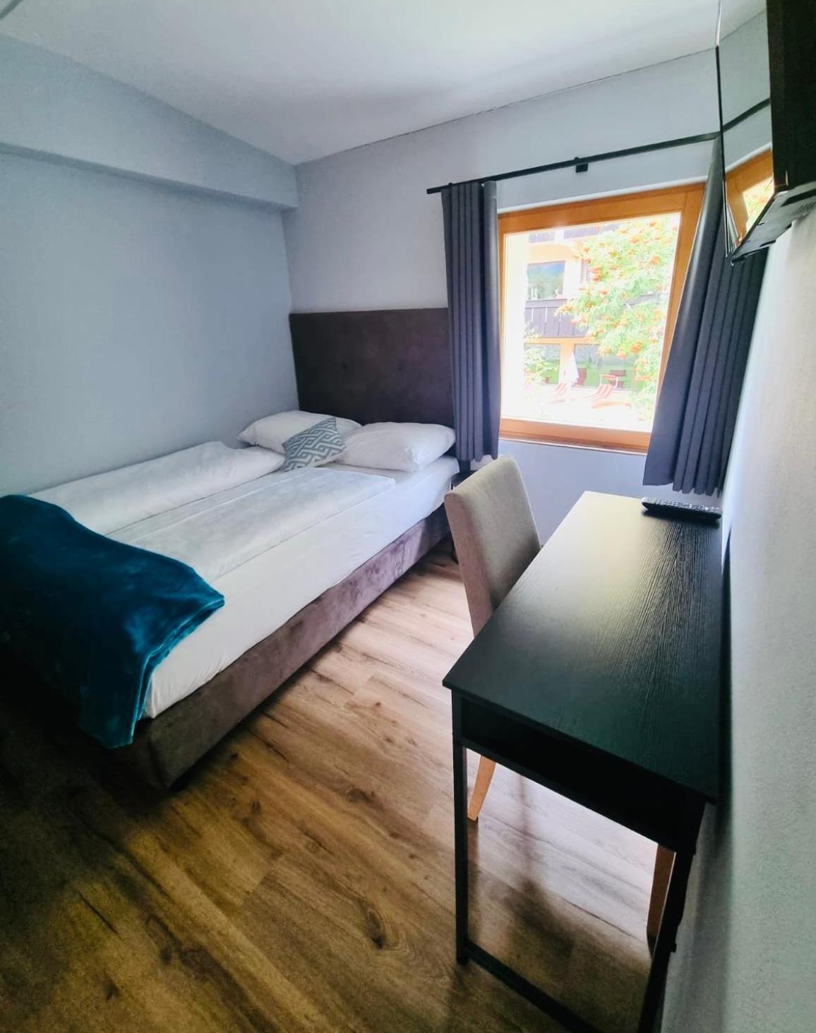 Glacier Rock Guesthouse Solda Eksteriør billede